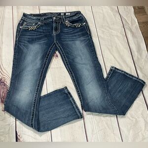 Women’s Miss Me Mid-Rise Boot Jean Size 28x34 Embellished Pockets